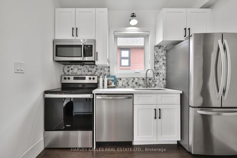 Photo 14 at 568 Northcliffe Boulevard, Oakwood Village, Toronto