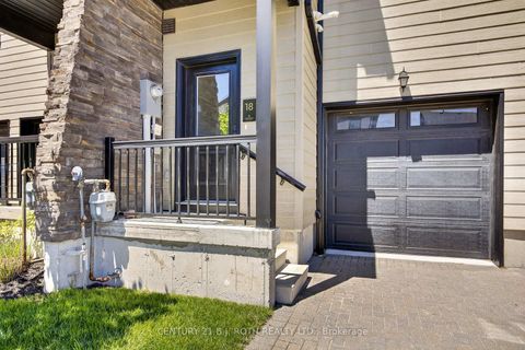 Photo 2 at 18 Stonehart Lane, East Bayfield, Barrie