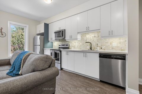 Photo 6 at 18 Stonehart Lane, East Bayfield, Barrie