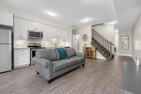 Photo 7 at 18 Stonehart Lane, East Bayfield, Barrie