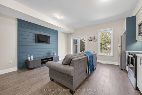 Photo 9 at 18 Stonehart Lane, East Bayfield, Barrie