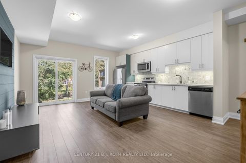 Photo 17 at 18 Stonehart Lane, East Bayfield, Barrie
