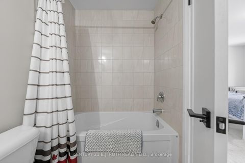 Photo 26 at 18 Stonehart Lane, East Bayfield, Barrie