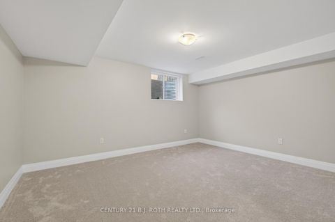 Photo 31 at 18 Stonehart Lane, East Bayfield, Barrie