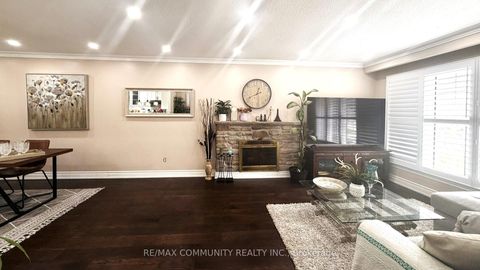 Photo 8 at 4396 Lawrence Avenue E, West Hill, Toronto