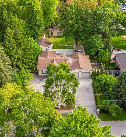 Photo 8 at 215 Willow Drive, Keswick South, Georgina