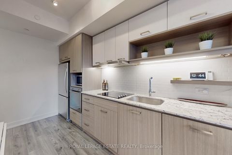 Photo 4 at 306 - 170 Chiltern Hill Road, Cedarvale, Toronto