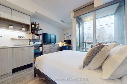 Photo 11 at 306 - 170 Chiltern Hill Road, Cedarvale, Toronto