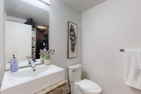 Photo 12 at 306 - 170 Chiltern Hill Road, Cedarvale, Toronto
