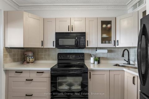 Photo 9 at 1603 - 10 Parkway Forest Drive, Henry Farm, Toronto