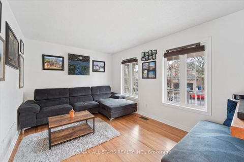 Photo 5 at 62 Reddenhurst Crescent, Keswick South, Georgina