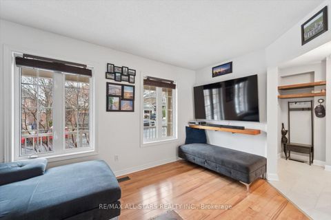 Photo 6 at 62 Reddenhurst Crescent, Keswick South, Georgina