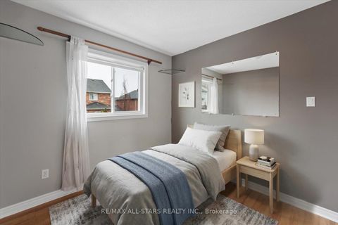 Photo 17 at 62 Reddenhurst Crescent, Keswick South, Georgina