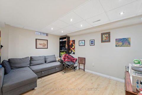 Photo 22 at 62 Reddenhurst Crescent, Keswick South, Georgina