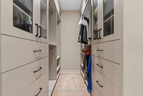 Photo 24 at 19 Weslock Crescent, Bayview Northeast, Aurora