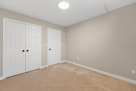 Photo 28 at 19 Weslock Crescent, Bayview Northeast, Aurora