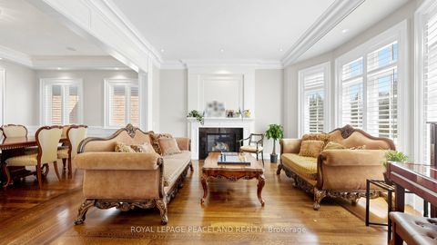Photo 3 at 108 Yorkminster Road, Windfields, Toronto