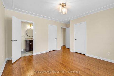 Photo 23 at 100 Summitcrest Drive, Richview, Toronto