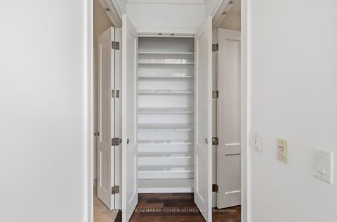 Photo 15 at 4502 - 183 Wellington Street W, Waterfront Communities C1, Toronto