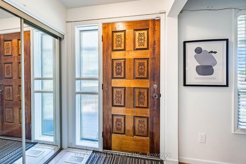 Photo 5 at 18 Hucknall Road, York University Heights, Toronto