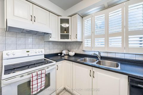 Photo 16 at 18 Hucknall Road, York University Heights, Toronto