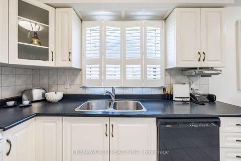 Photo 17 at 18 Hucknall Road, York University Heights, Toronto