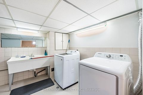Photo 36 at 18 Hucknall Road, York University Heights, Toronto