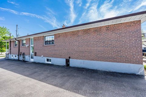 Photo 48 at 18 Hucknall Road, York University Heights, Toronto