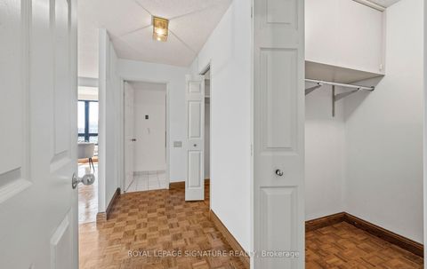 Photo 10 at 805 - 3 Concorde Place, Don Mills, Toronto