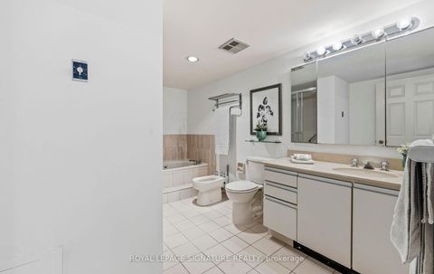 Photo 14 at 805 - 3 Concorde Place, Don Mills, Toronto