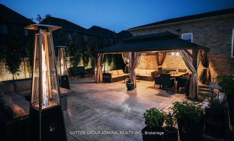 Photo 1 at 62 Bond Crescent, Oak Ridges, Richmond Hill