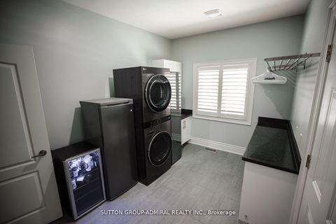 Photo 23 at 62 Bond Crescent, Oak Ridges, Richmond Hill