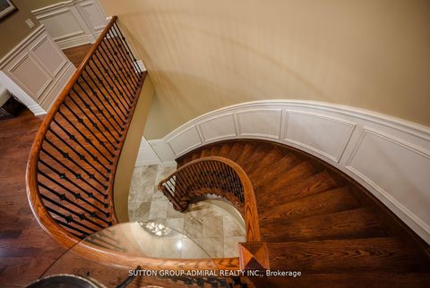 Photo 24 at 62 Bond Crescent, Oak Ridges, Richmond Hill