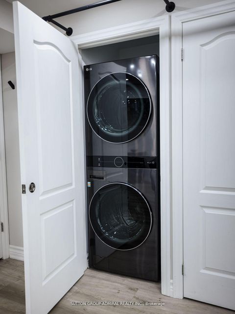 Photo 31 at 62 Bond Crescent, Oak Ridges, Richmond Hill