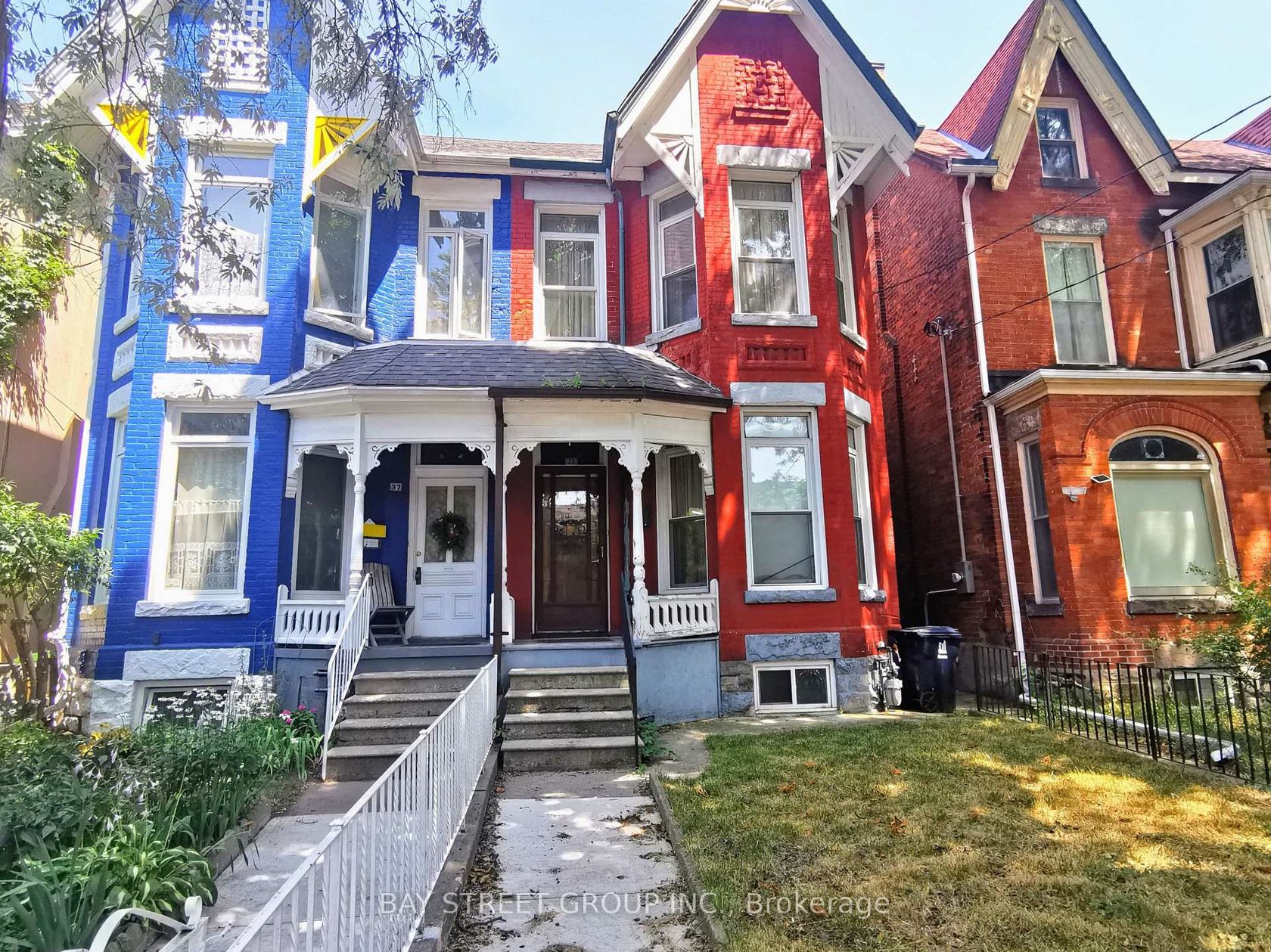 35 Borden Street, University, Toronto 