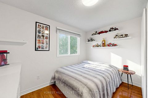 Photo 31 at 44 Lund Street N, North Richvale, Richmond Hill