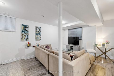 Photo 35 at 44 Lund Street N, North Richvale, Richmond Hill