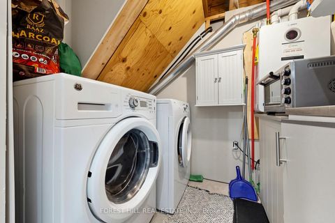 Photo 42 at 44 Lund Street N, North Richvale, Richmond Hill