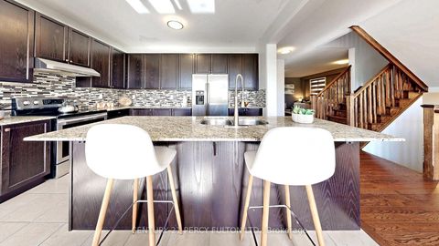 Photo 15 at 36 Lampkin Street, Sutton & Jackson's Point, Georgina