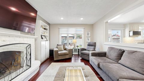 Photo 13 at 71 Oliver Lane, Maple, Vaughan