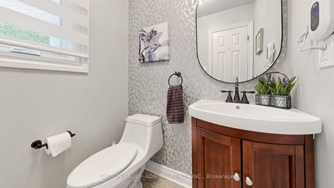 Photo 14 at 71 Oliver Lane, Maple, Vaughan