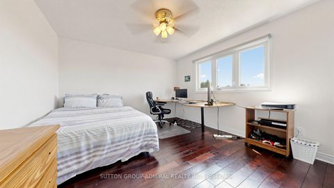 Photo 32 at 71 Oliver Lane, Maple, Vaughan