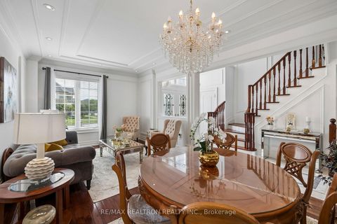 Photo 8 at 156 Tower Hill Road, Jefferson, Richmond Hill