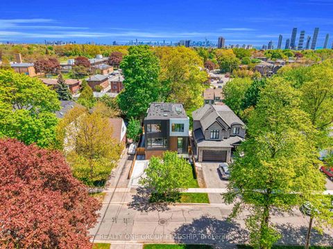 Photo 1 at 7 Bentley Drive, Queensway, Toronto