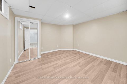 Photo 35 at 66 Stoneybrook Crescent, Ardagh, Barrie