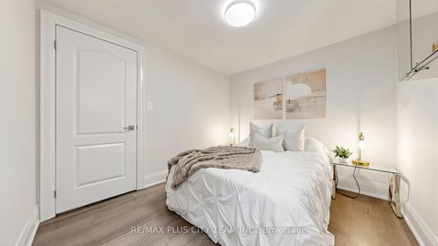 Photo 31 at 63 Picaro Drive, Jane Heights, Toronto