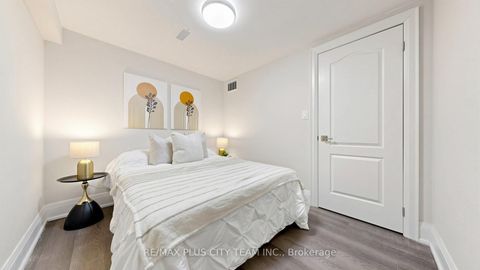 Photo 34 at 63 Picaro Drive, Jane Heights, Toronto