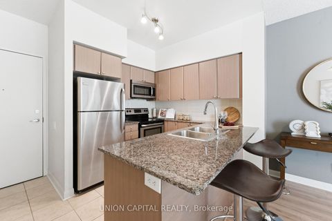 Photo 14 at 147 - 525 Wilson Avenue, Clanton Park, Toronto
