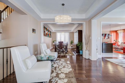 Photo 2 at 66 Bush Ridges Avenue, Jefferson, Richmond Hill