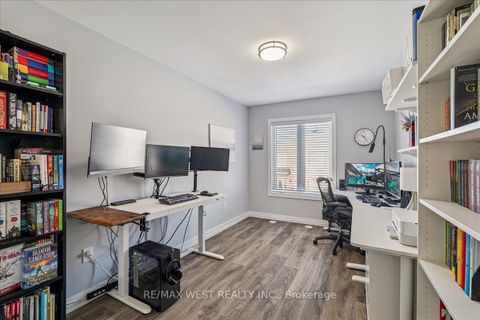 Photo 13 at 148 - 80 Parrotta Drive, Pelmo Park W5, Toronto